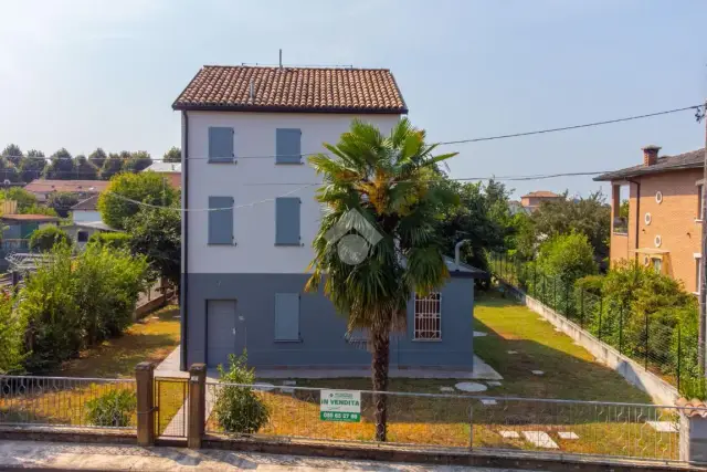 Villa in Via Casoni 17, Novi di Modena - Foto 1