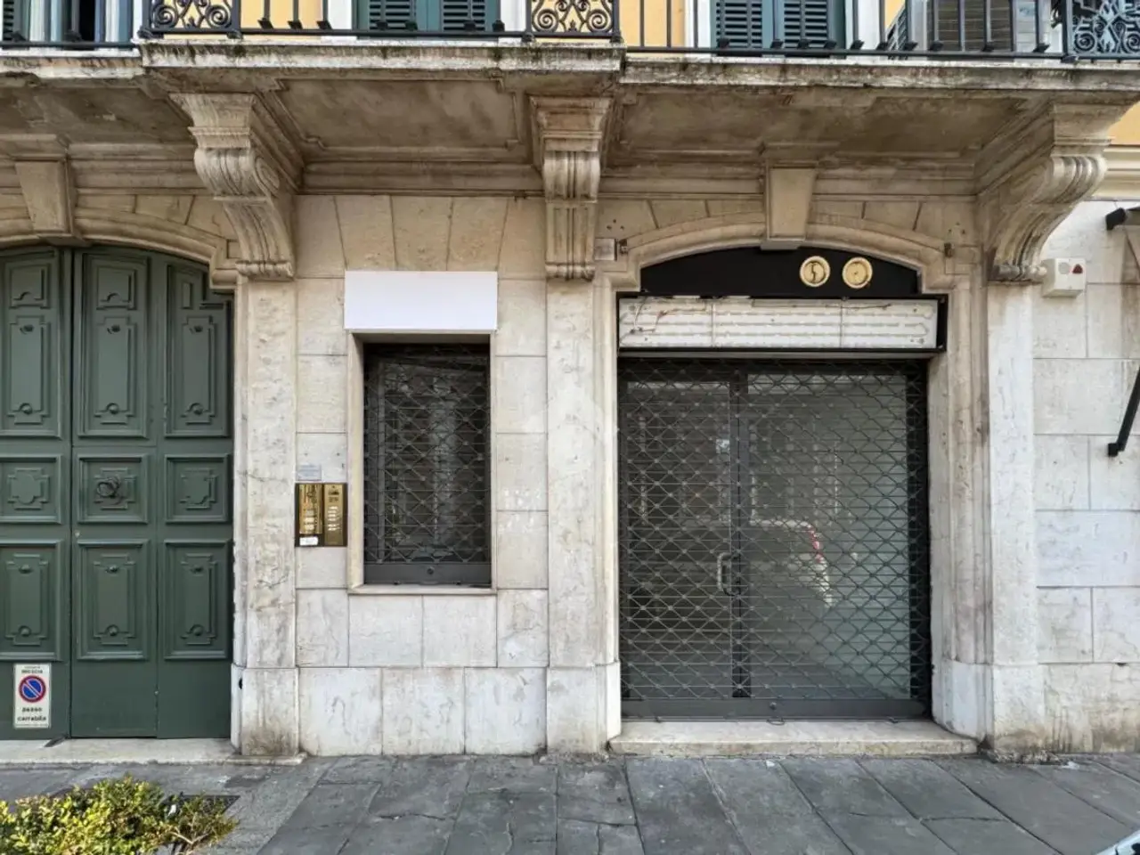 Negozio in Corso Martiri della Libertà 27, Brescia, {3} - Foto 2