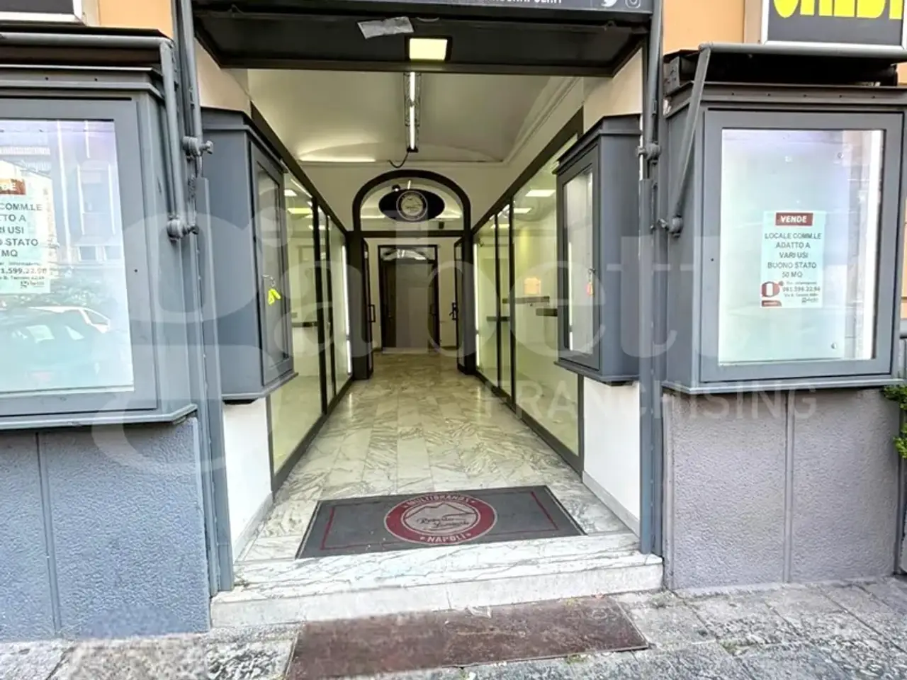 Negozio in Via Bernardo Tanucci, Napoli, {3} - Foto 1