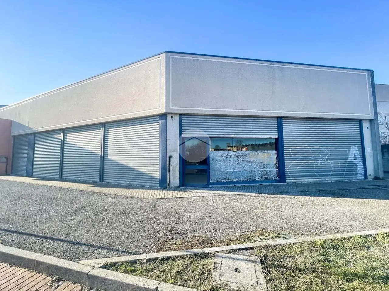 Negozio in Via Giuseppe Mazzini 109, Castiglione Delle Stiviere, {3} - Foto 1