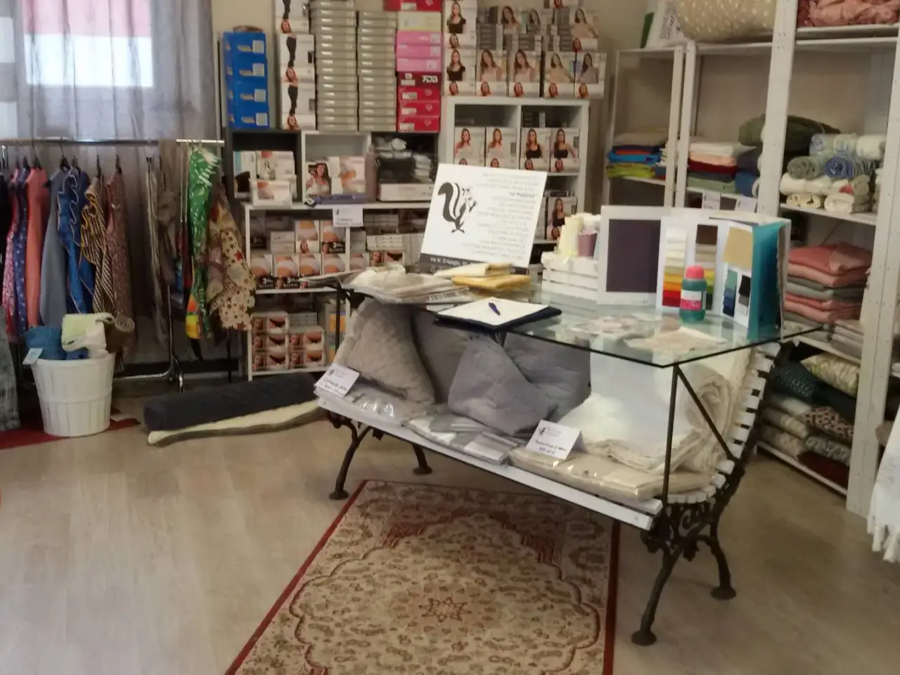 Esercizio commerciale in Via Alessandro Manzoni, Pisa, {3} - Foto 2