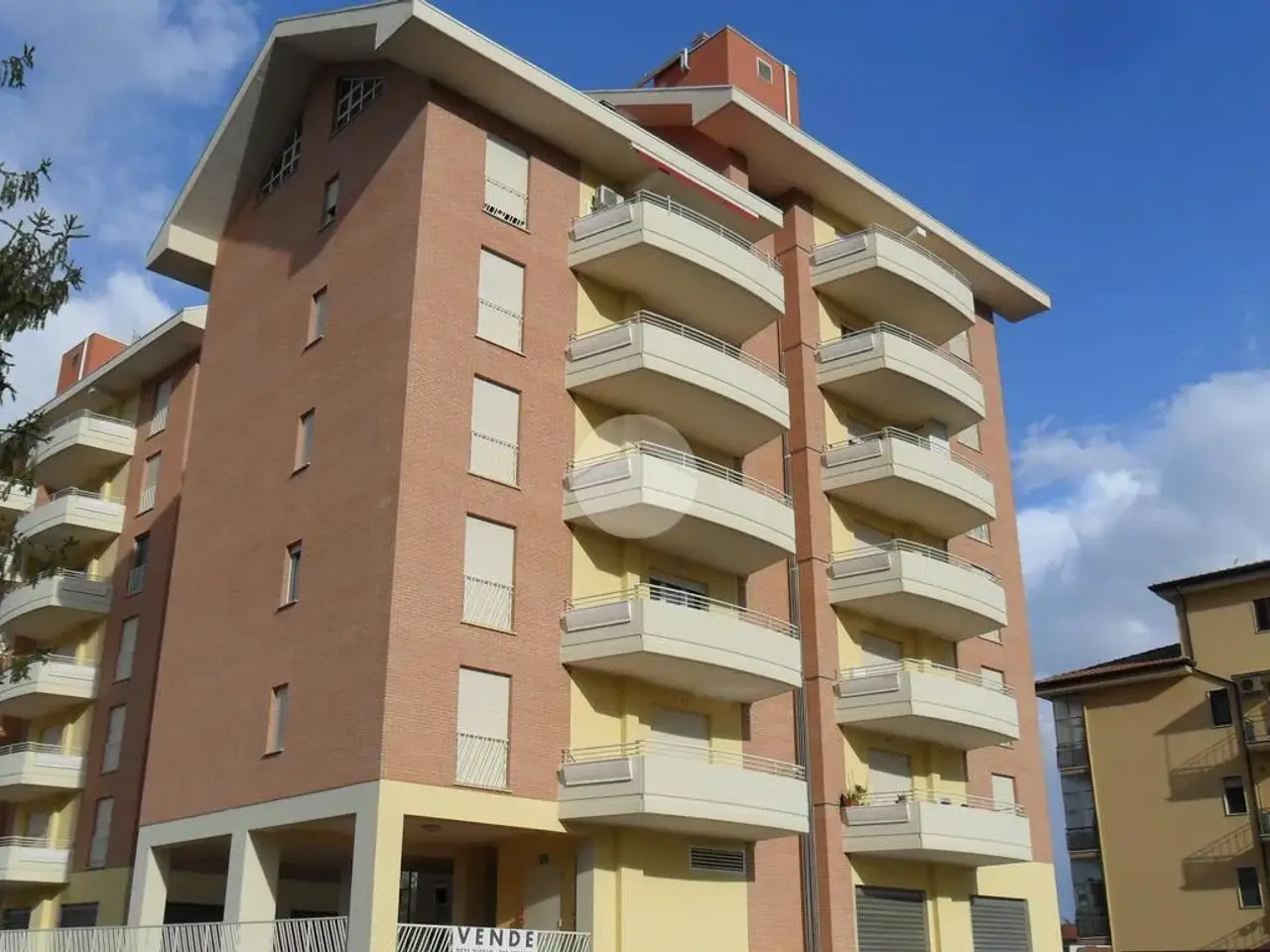 Negozio in Via La Botte 51, Frosinone, {3} - Foto 2