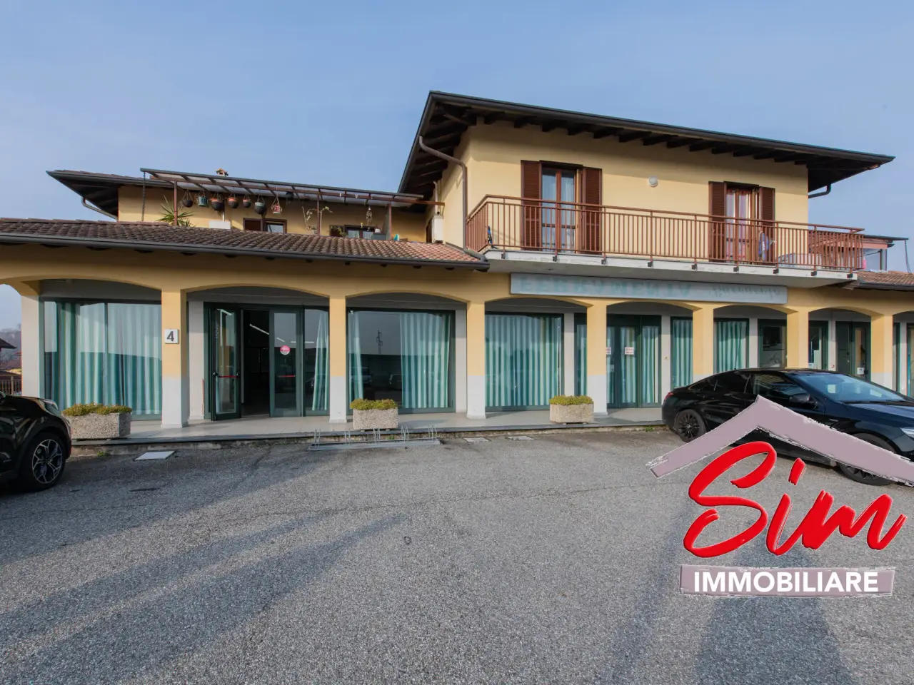 Negozio in Via Vecchia Circonvallazione Sn, Oleggio, {3} - Foto 1