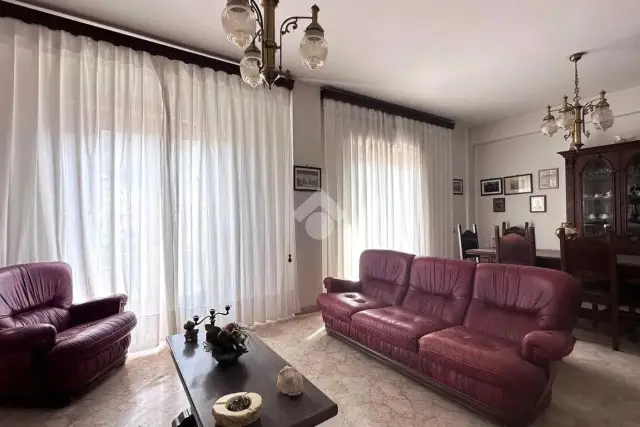 4-room flat in {3}, Viale Europa 80 - Photo 1