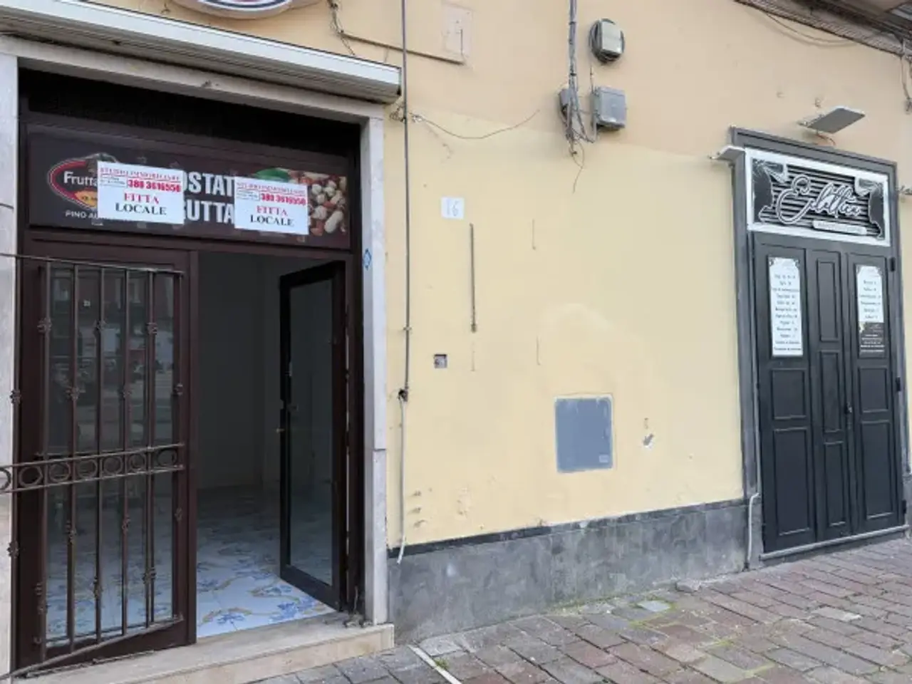 Alimentari in Riviera di Chiaia 16, Napoli, {3} - Foto 1