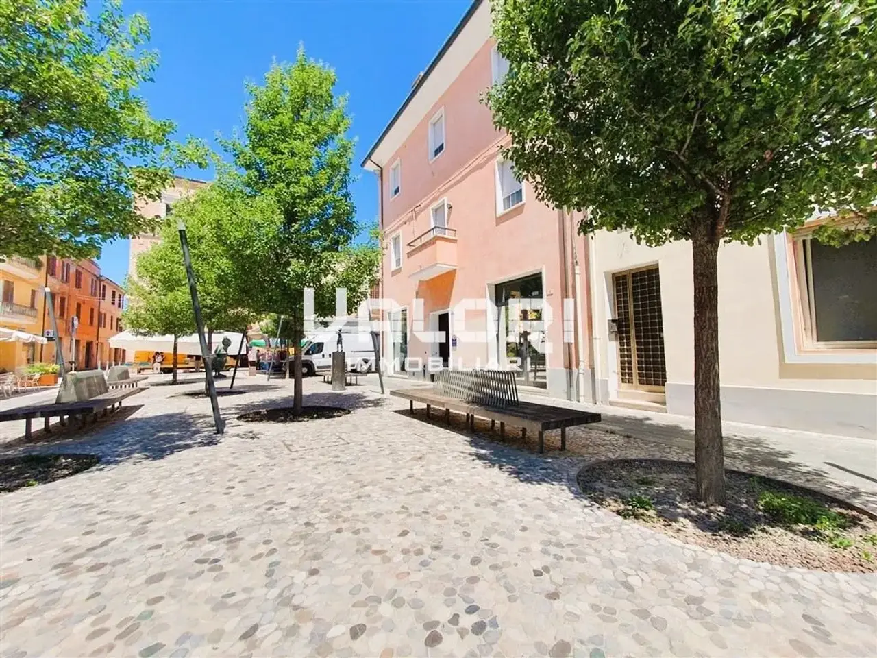 Ufficio in Piazza Fanti 2, Castel Bolognese, {3} - Foto 1