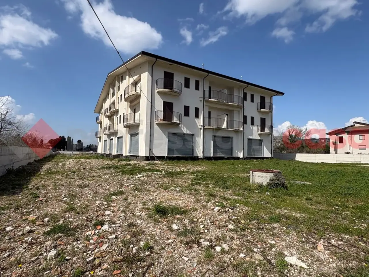 Palazzina commerciale in Via Ignazio Silone Snc, Montesarchio, {3} - Foto 2