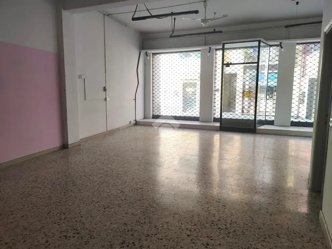 Negozio in Via Madonna 116, Pescantina, {3} - Foto 2