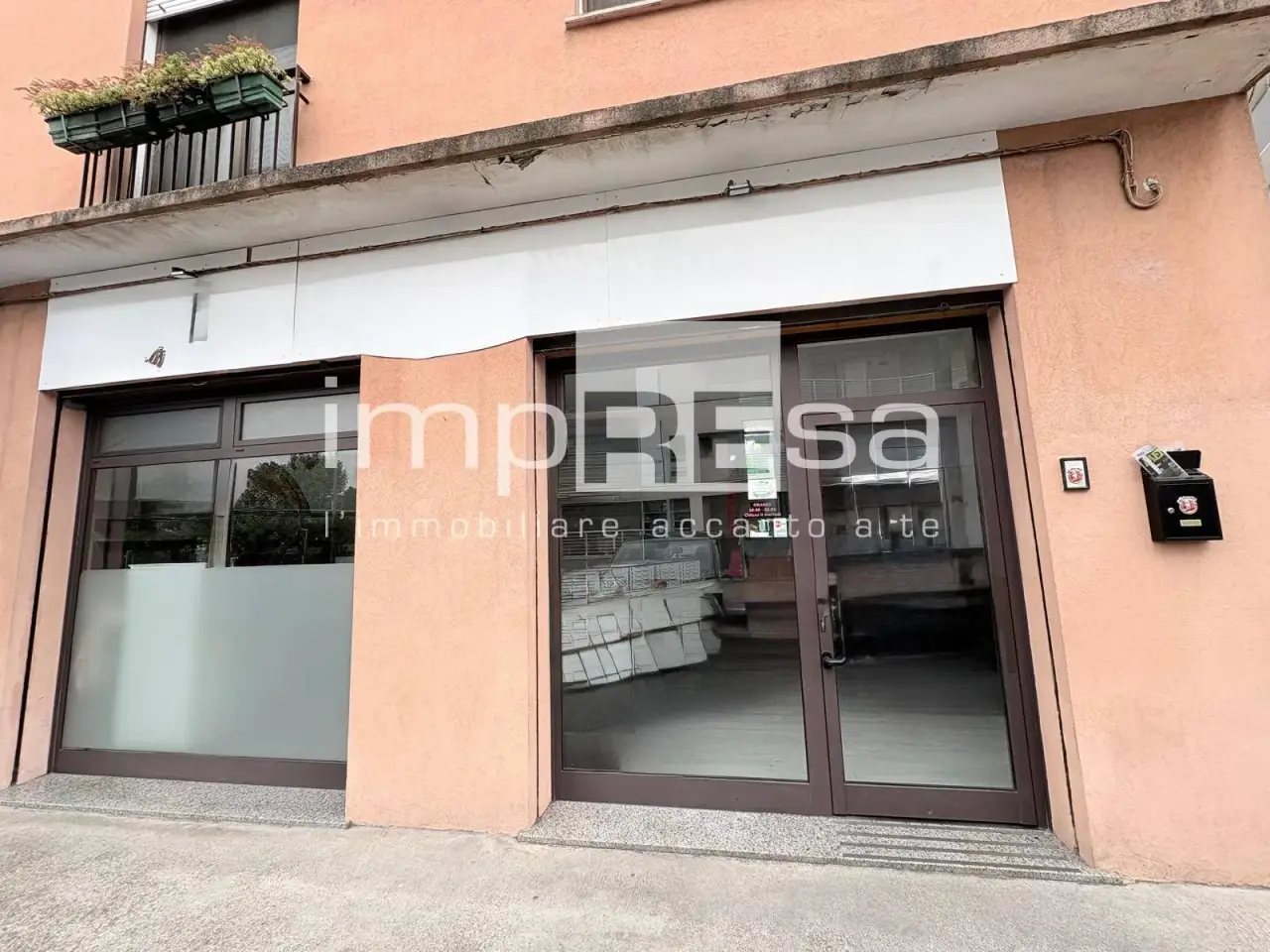 Pizzeria in Via Volpedo, Spinea, {3} - Foto 1