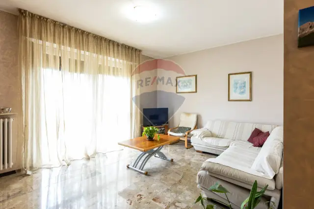 3-room flat in Viale Primo Maggio 16, Salsomaggiore Terme - Photo 1