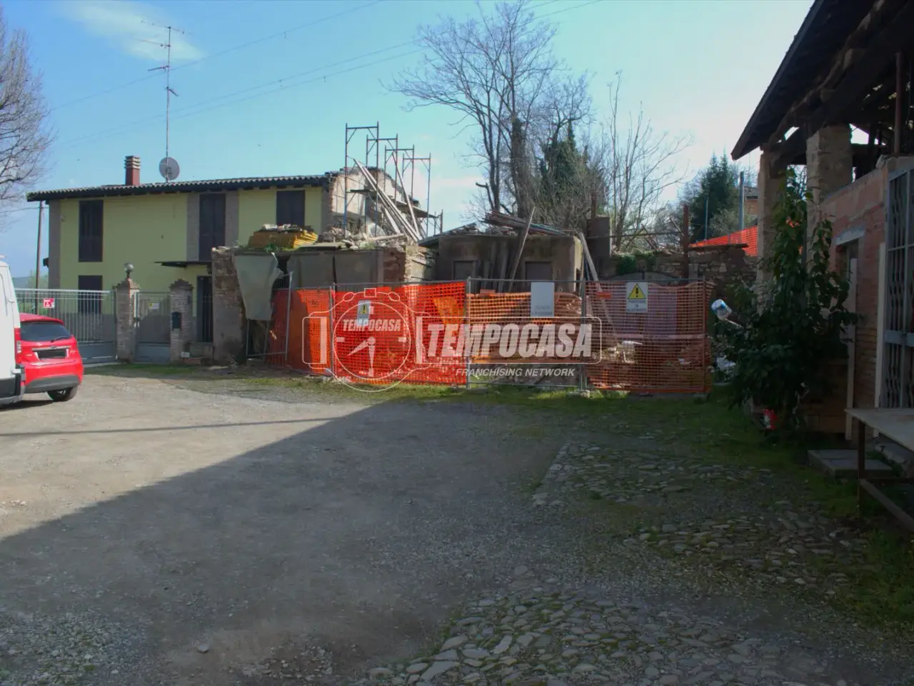 Magazzino in Via Canale 103, Casalgrande, {3} - Foto 1