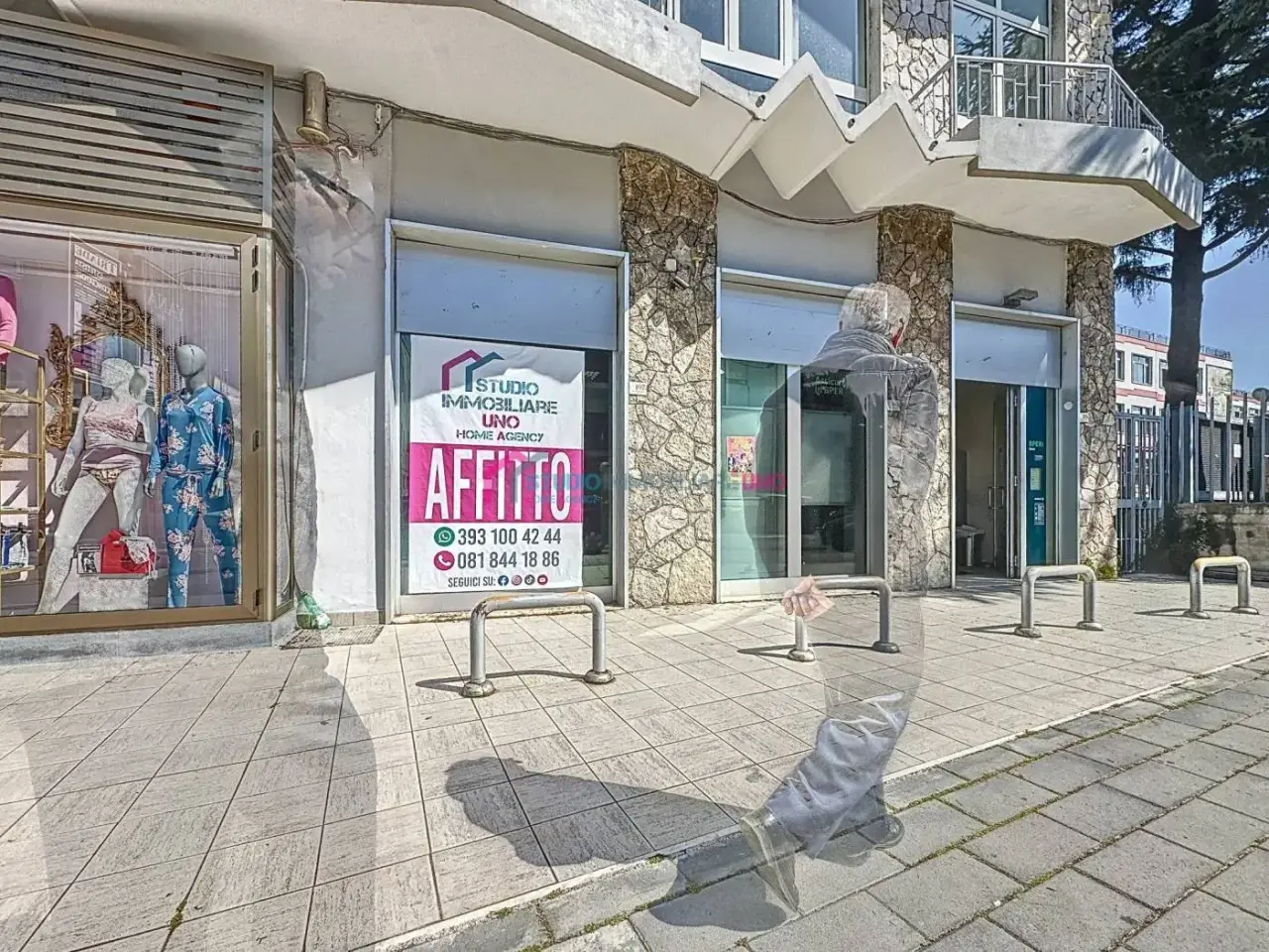Locale commerciale in Via Mario De Sena Nola, Napoli, Nola, {3} - Foto 1