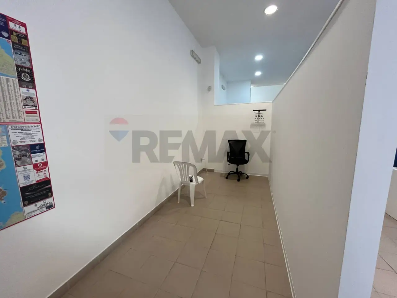 Esercizio commerciale in Via Eschilo 8, Siracusa, {3} - Foto 2