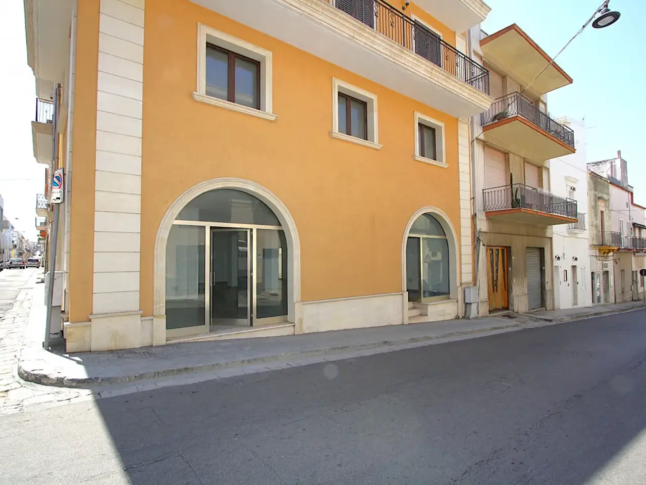Esercizio commerciale in Via Impero, Parabita, Le, Italia, Parabita, {3} - Foto 1