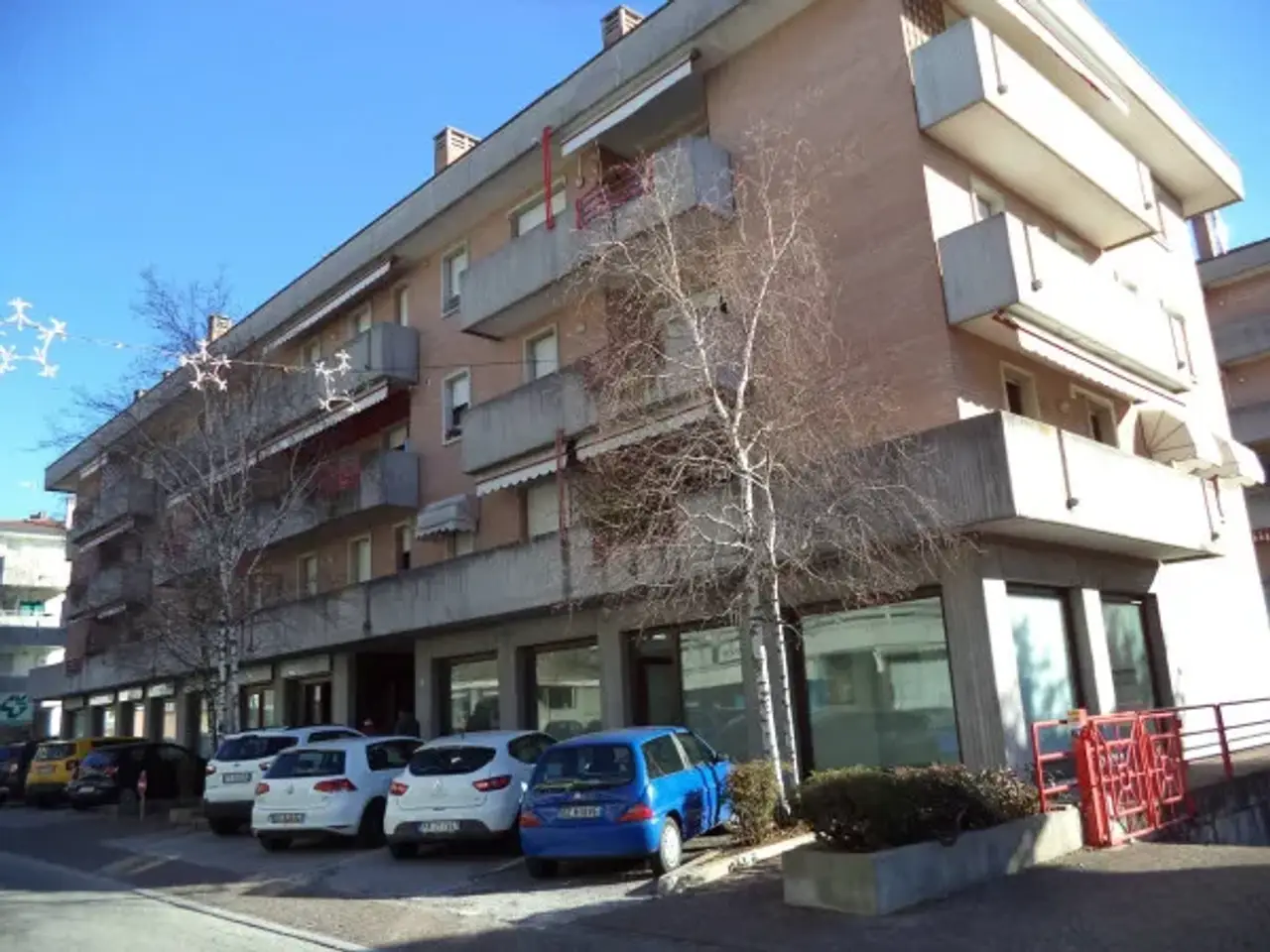 Ufficio in Via Divisione Julia, Manzano, {3} - Foto 1