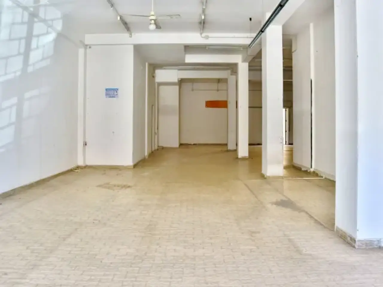 Negozio in Via Ducezio 40, Ragusa, {3} - Foto 2