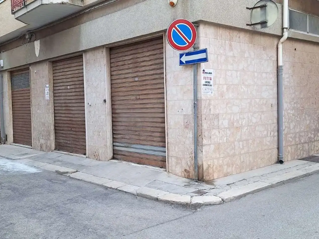 Negozio in , Corato, {3} - Foto 2