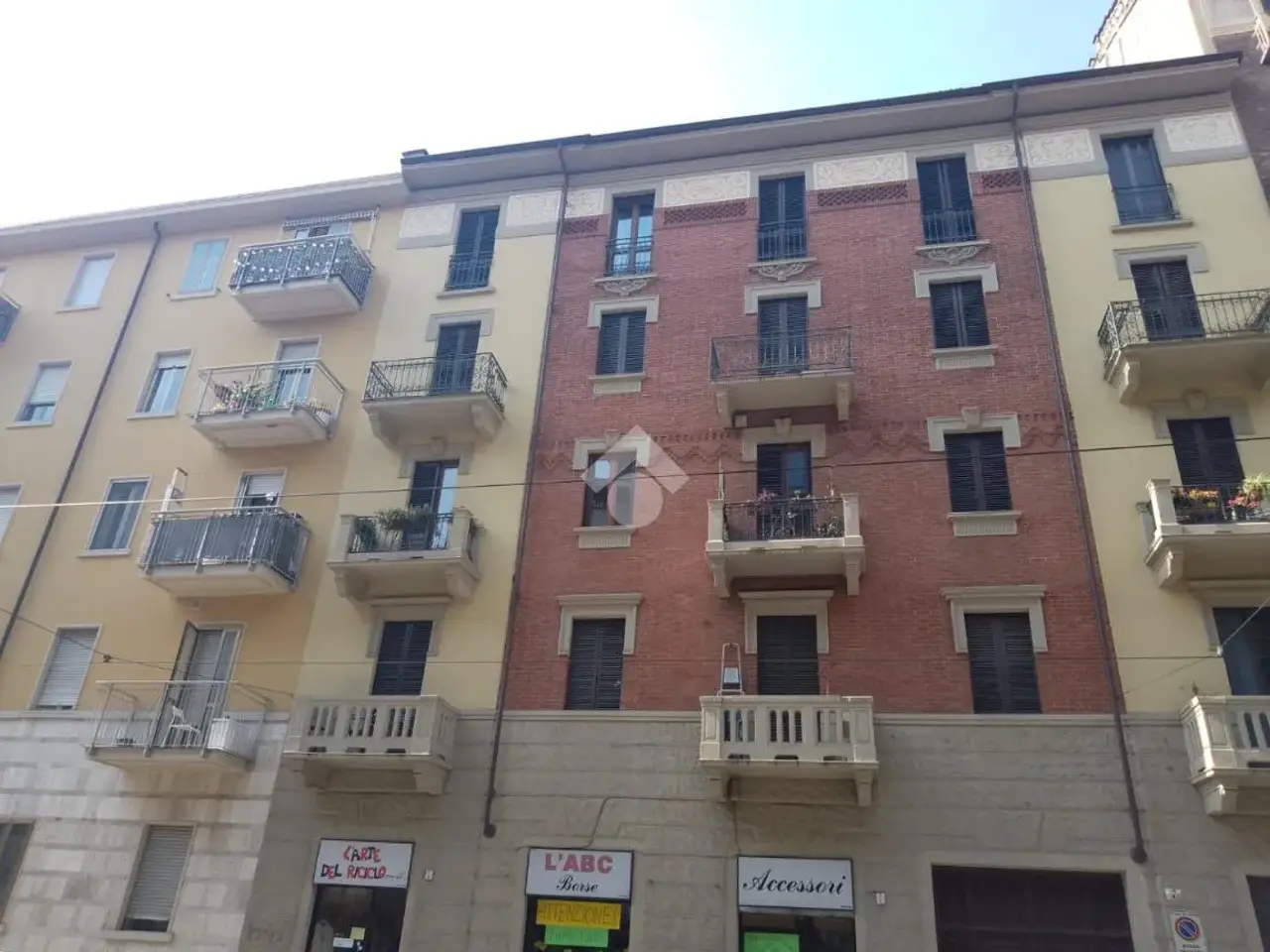 Negozio in Via Passo Buole 7, Torino, {3} - Foto 1