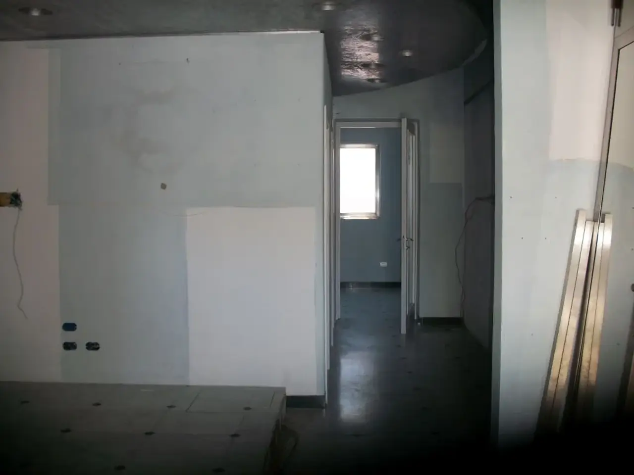 Esercizio commerciale in Via della Repubblica Pisana, Pisa, {3} - Foto 1