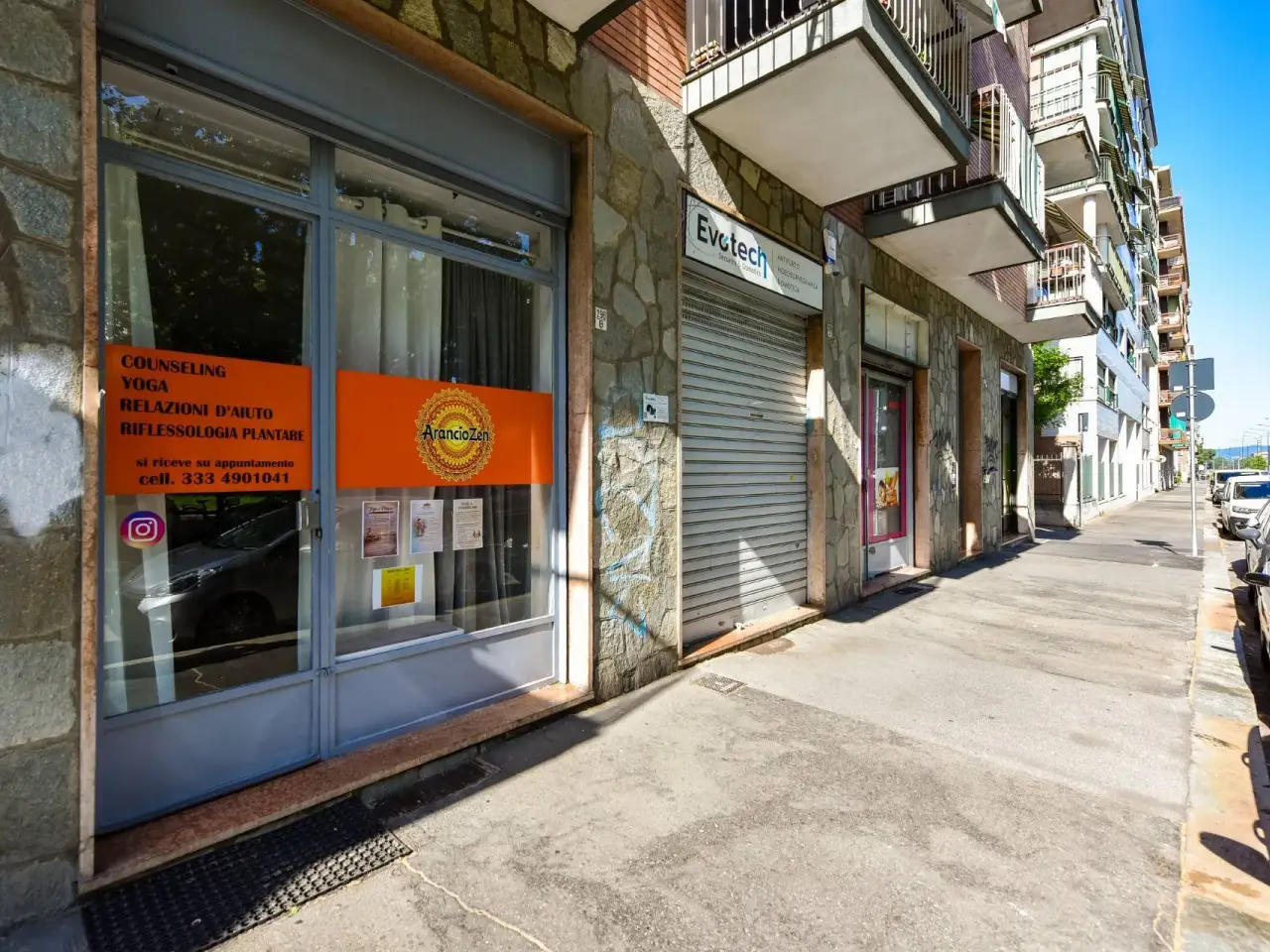 Negozio in Corso Grosseto 296, Torino, {3} - Foto 1