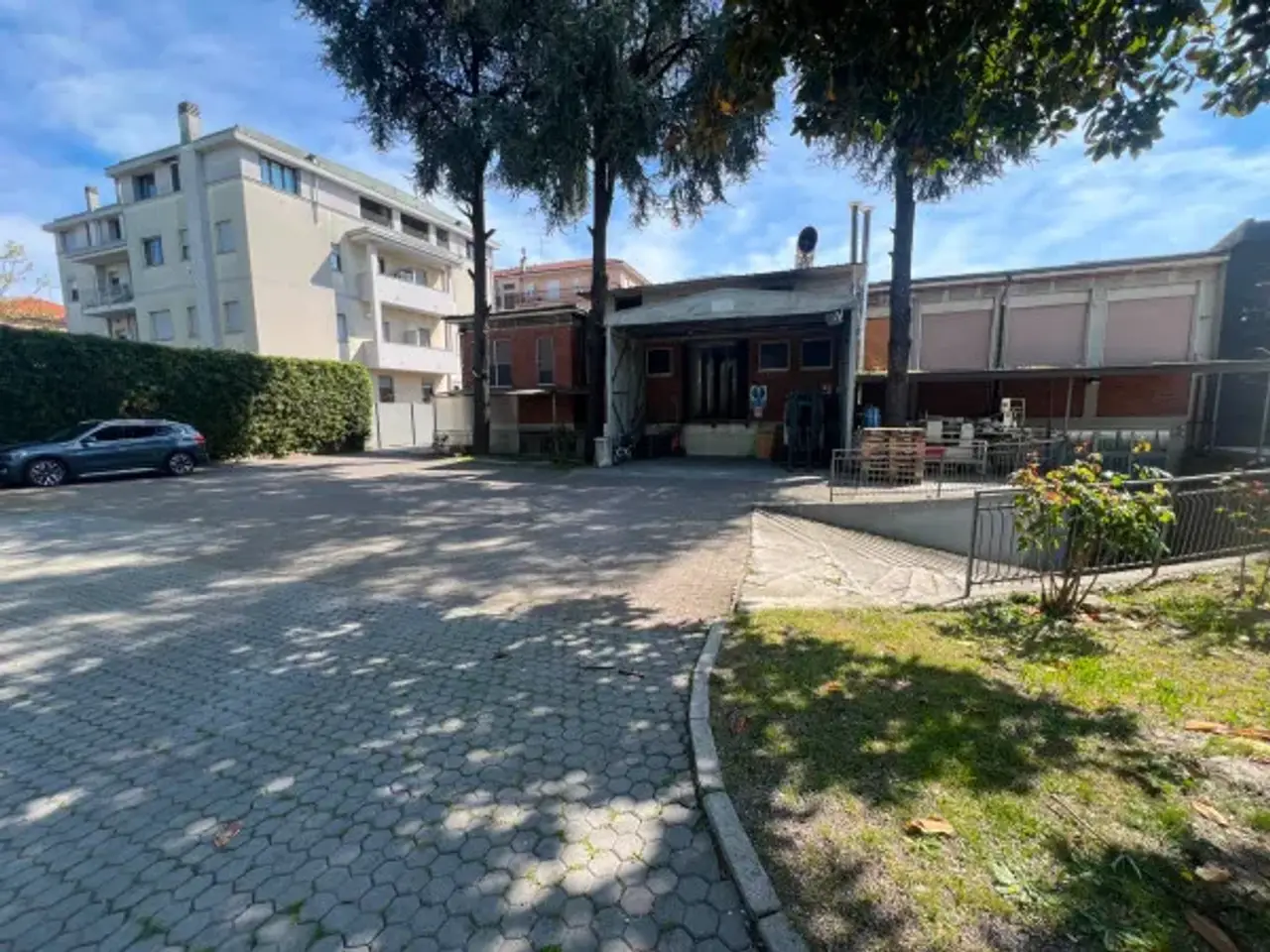 Capannone in Via Luigi Cadorna 49, Cormano, {3} - Foto 1