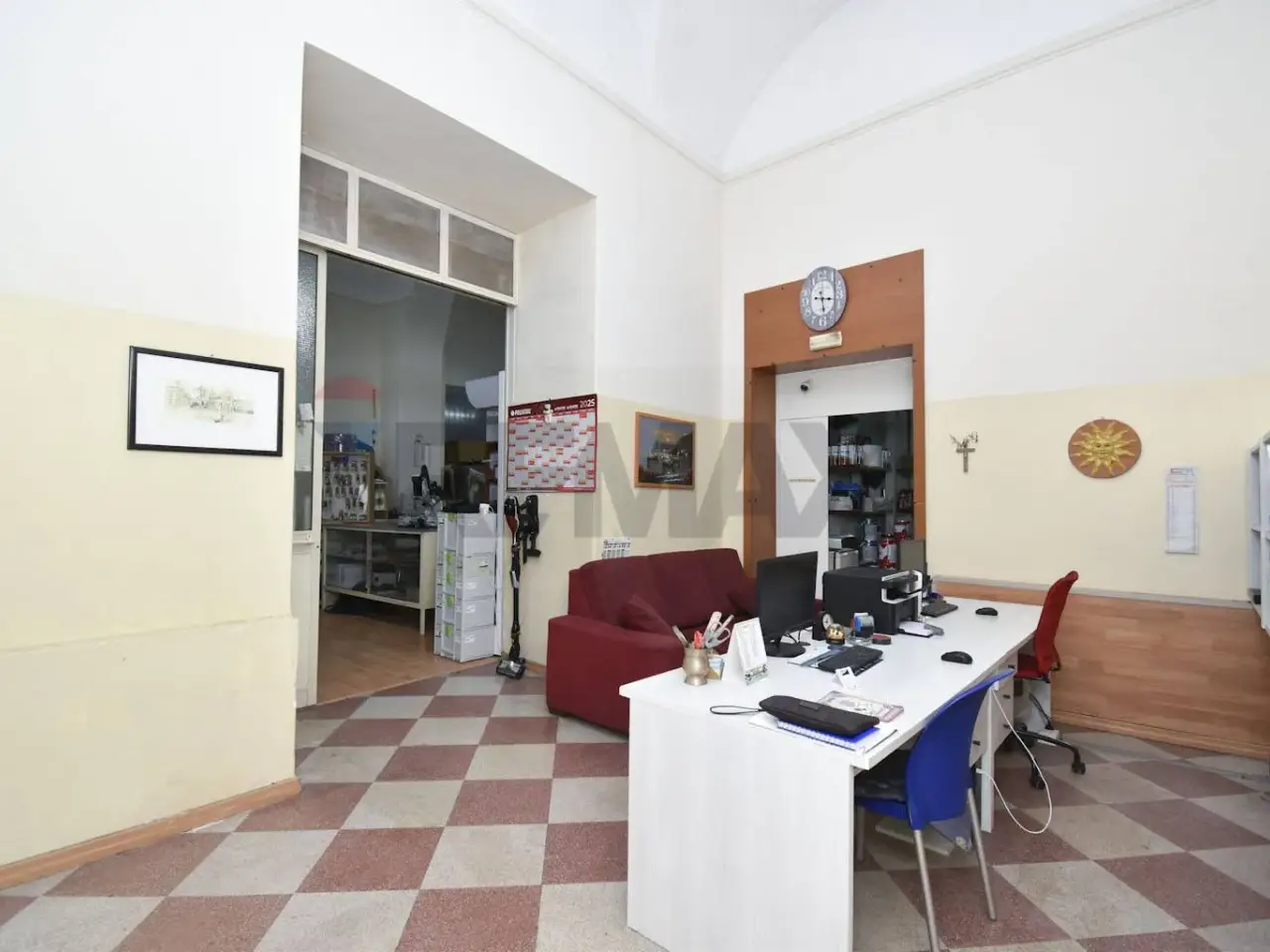 Negozio in Via Antonino di Sangiuliano 72, Catania, {3} - Foto 2