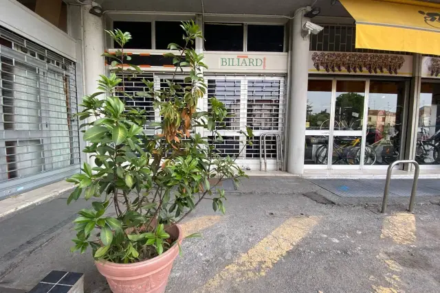 Geschäft in Via Camelie 17, Cusano Milanino - Foto 1