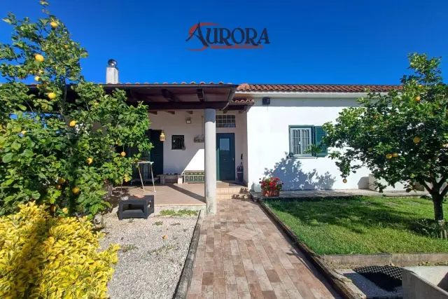 Villa in Via Ceccaccio, Terracina - Foto 1