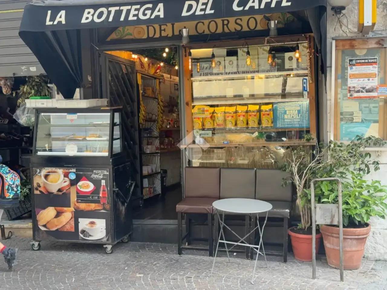 Negozio in Corso Umberto I 23, San Giorgio A Cremano, {3} - Foto 2
