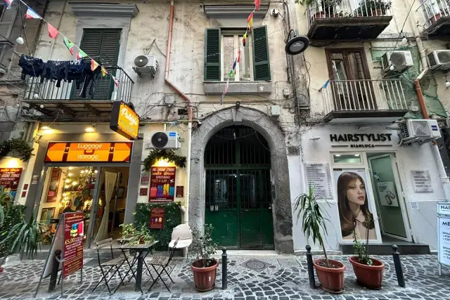 Einzimmerwohnung in Via dei Tribunali 194, Napoli - Foto 1