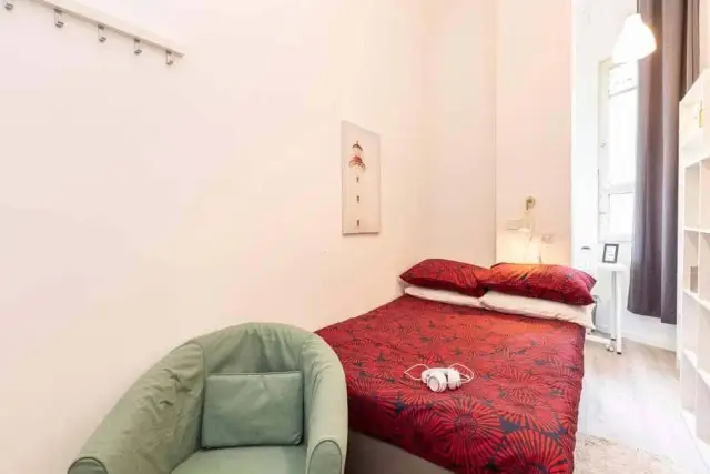 Room in Via Paolo Bassi,22, Milano - Photo 1