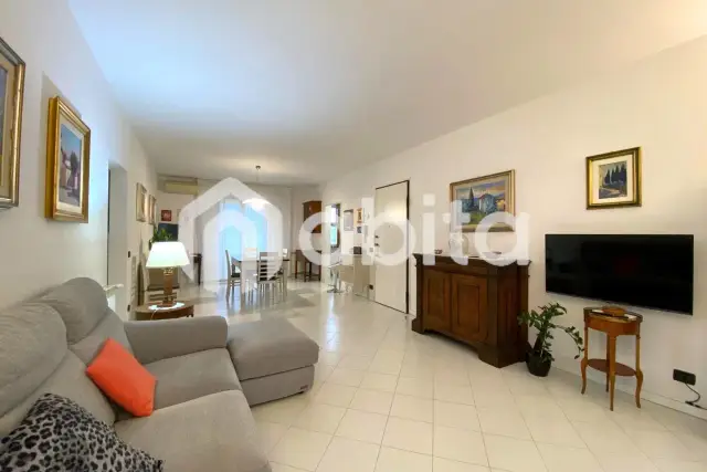 main gallery real estate image