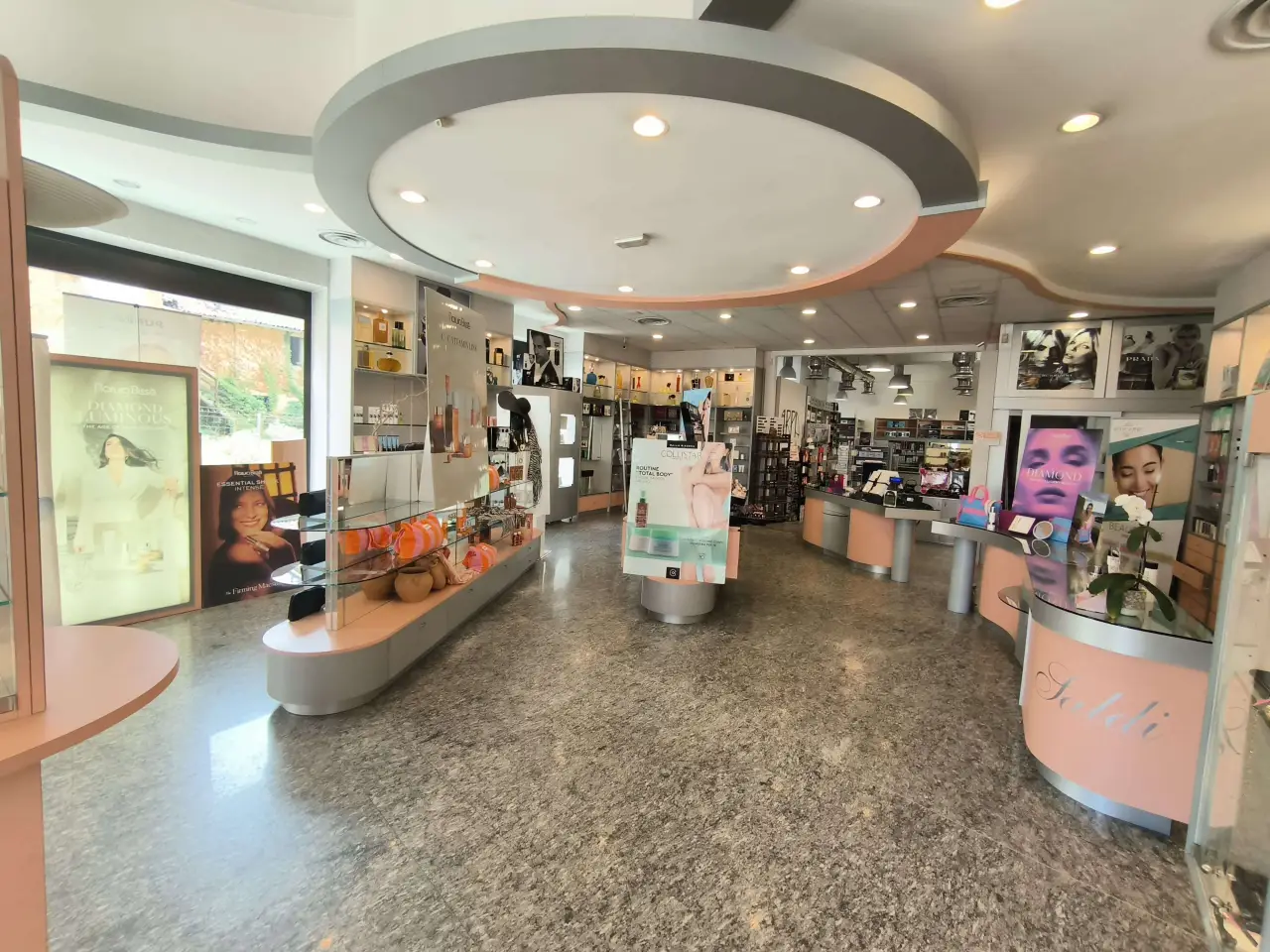 Negozio in Corso Europa, Busto Arsizio, {3} - Foto 1