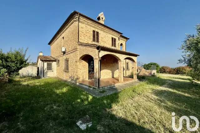 Mansion in Via Civita, Colonnella - Photo 1