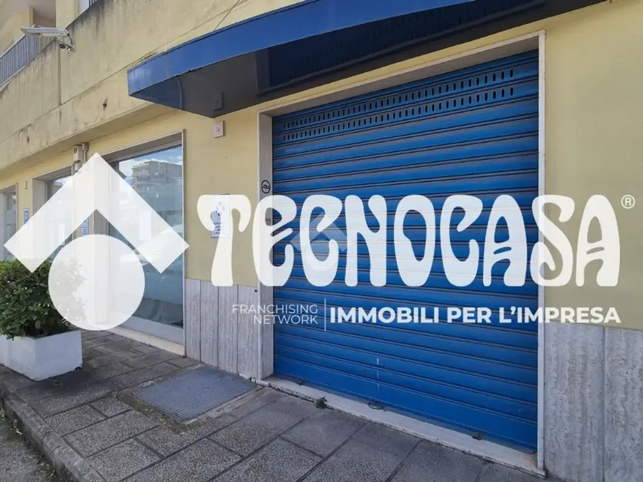 Negozio in Via della Motomeccanica 5, Pomezia, {3} - Foto 1