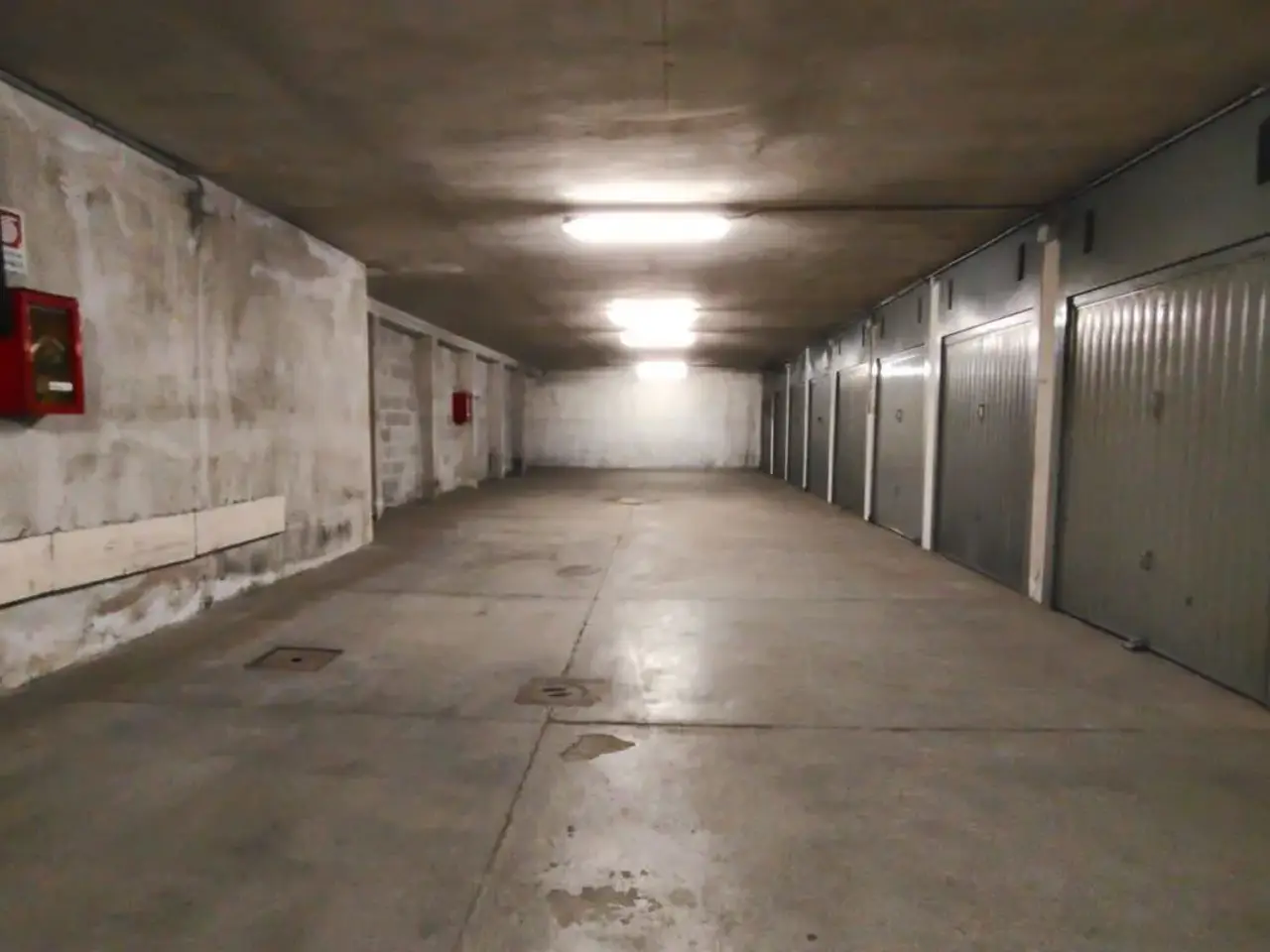 Parcheggio chiuso in Via Mincio 9 Bis, Rivoli, {3} - Foto 2