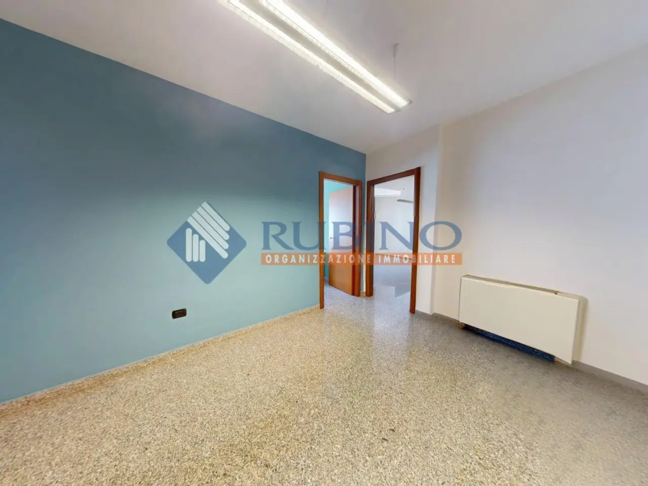 Ufficio in Corso della Carboneria 15, Bari, {3} - Foto 2