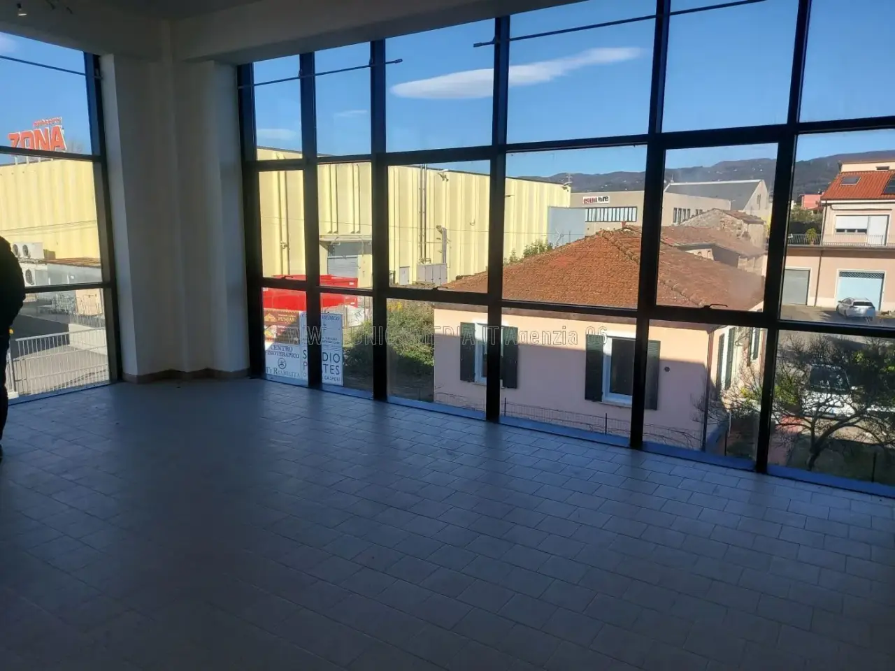 Ufficio in , Sarzana, {3} - Foto 1