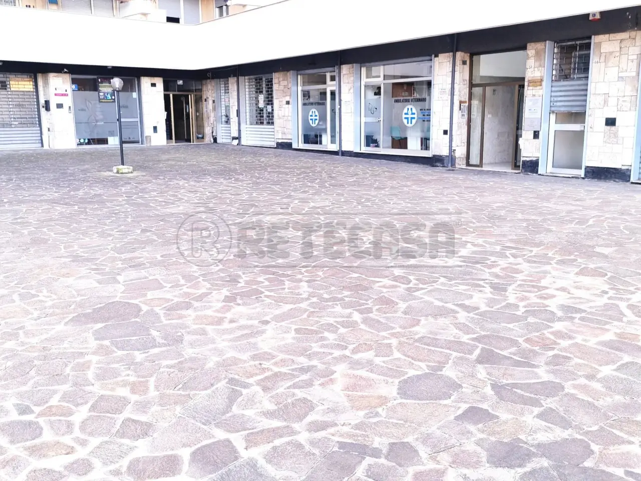 Palazzina commerciale in , Pescara, {3} - Foto 1