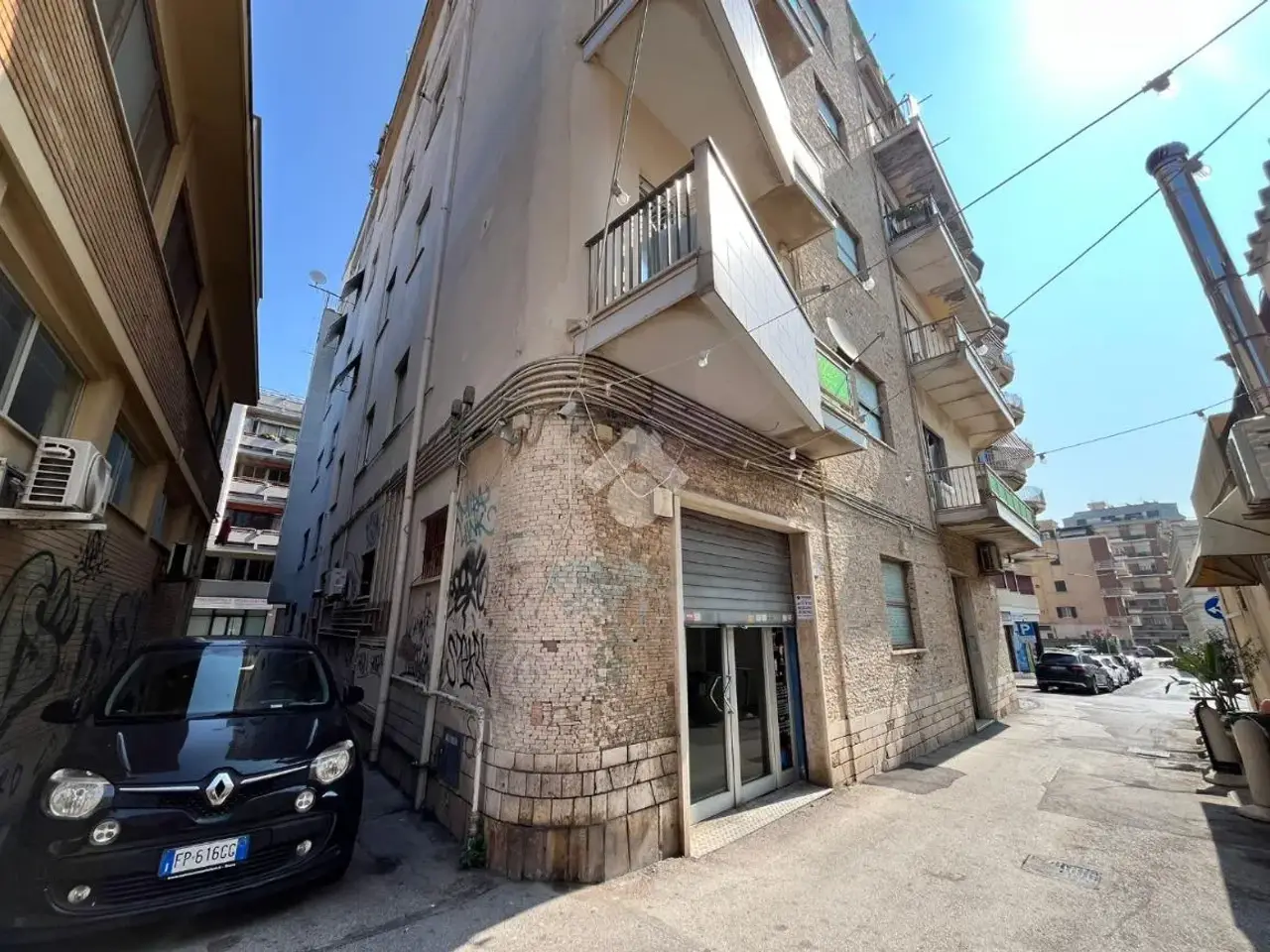 Negozio in Via dei Volsci 4, Nettuno, {3} - Foto 2