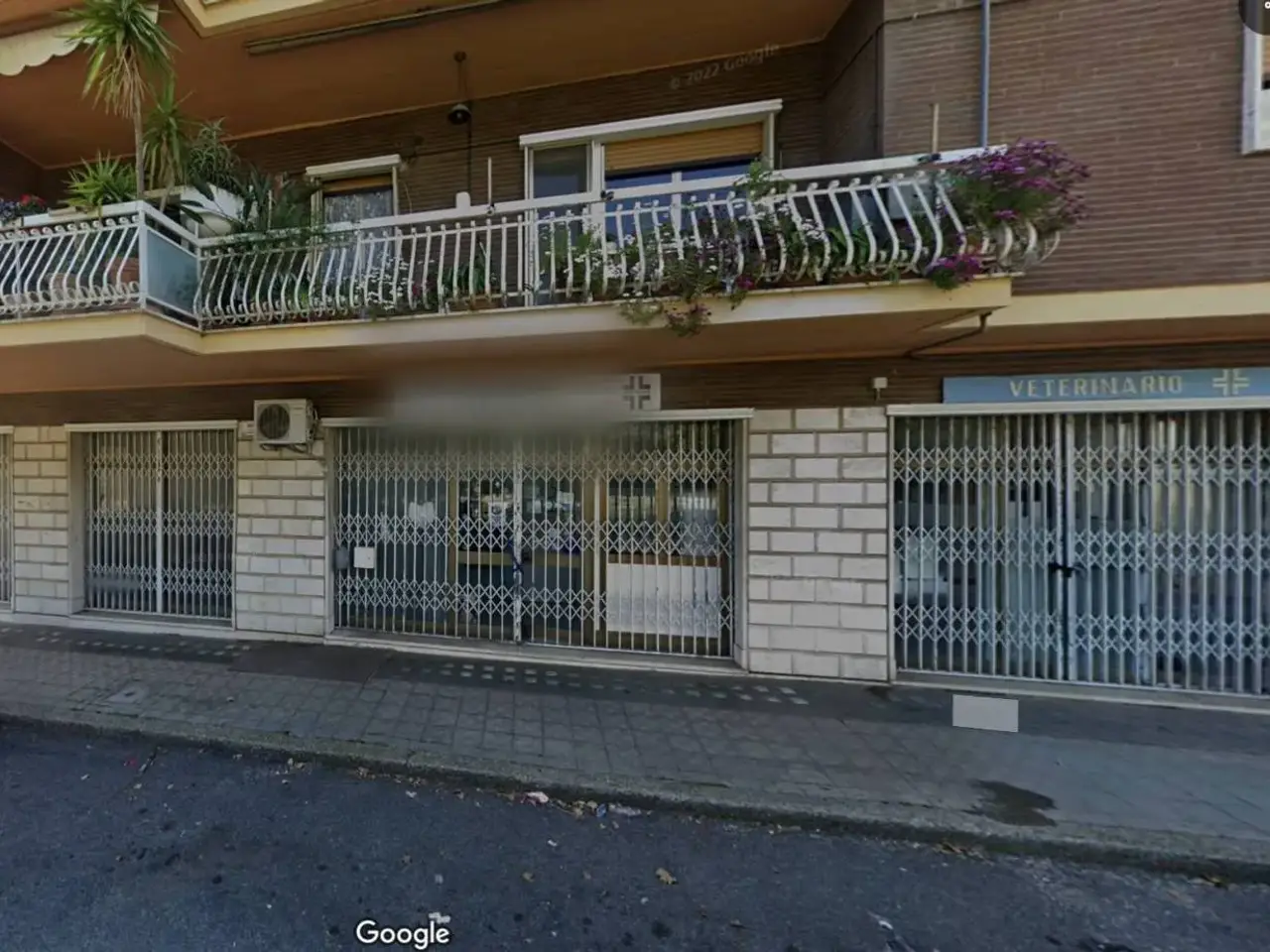 Locale commerciale in Via Appia Nord 37, Cisterna Di Latina, {3} - Foto 1