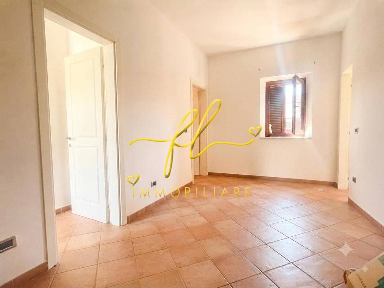 appartamento in vendita a Carrara in zona Centro Città