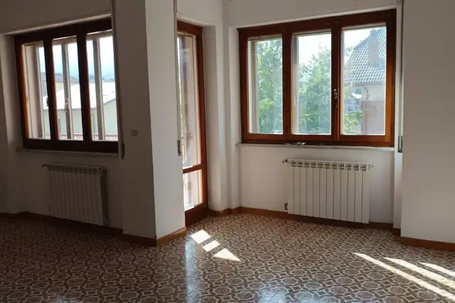 4-room flat in Via Mazzetta, Viterbo - Photo 1