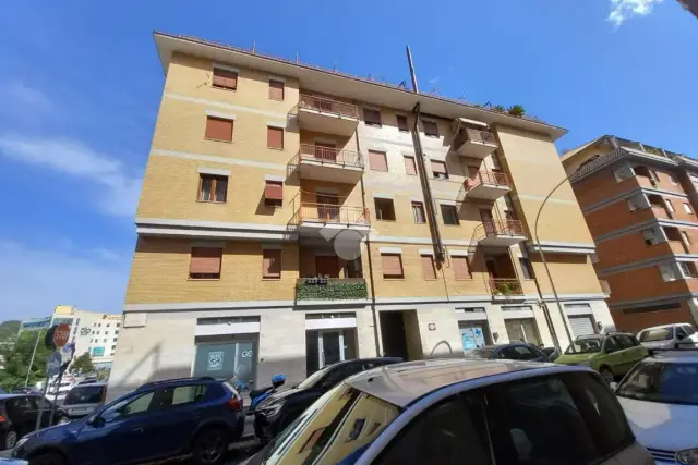 4-room flat in Via Fermo 21, Ascoli Piceno - Photo 1