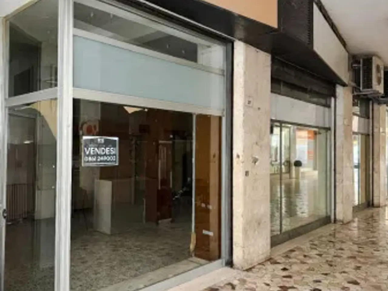 Negozio in Corso De Michetti 20, Teramo, {3} - Foto 2