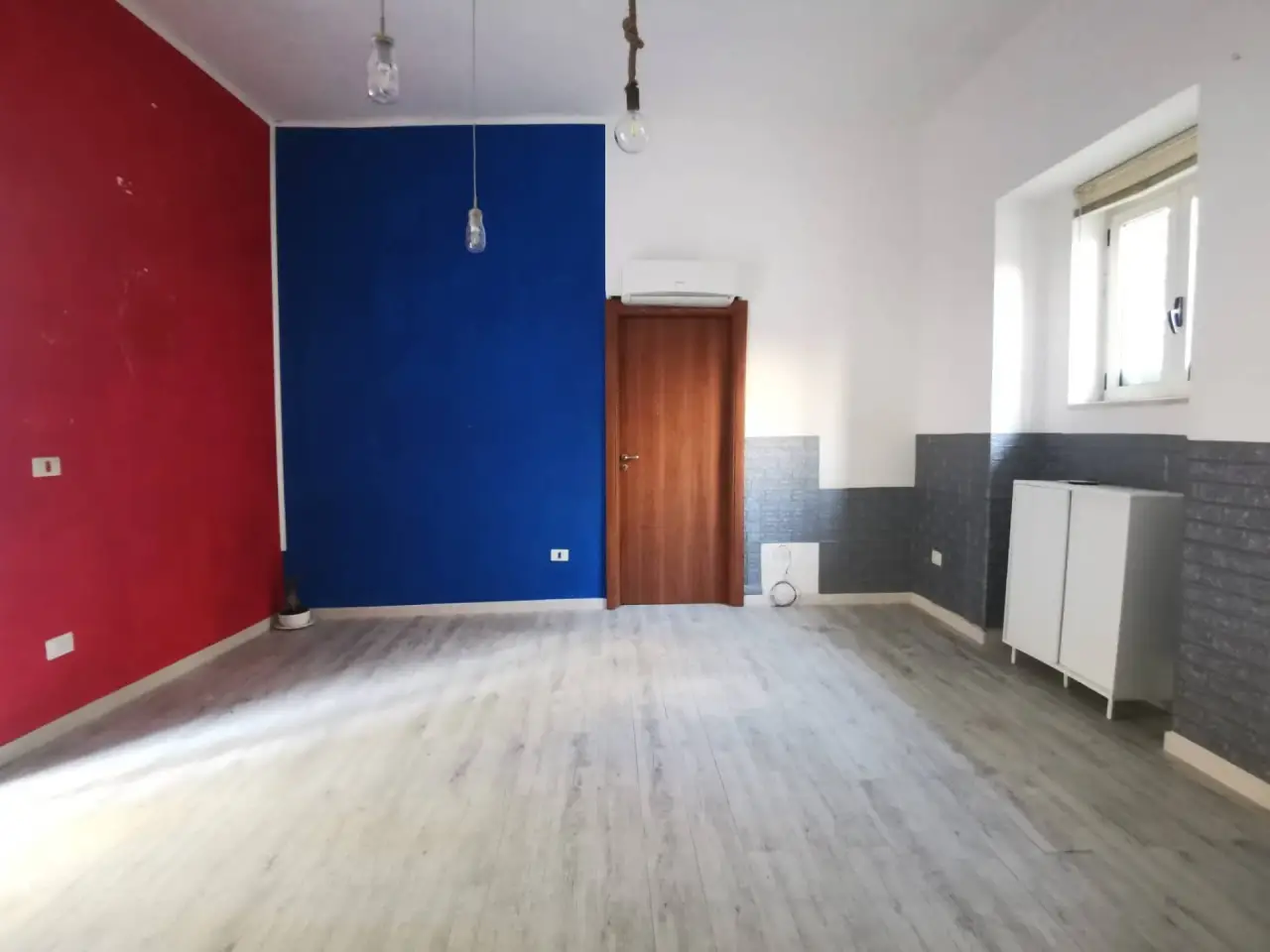 Negozio in Via Santacroce 25, San Nicola La Strada, {3} - Foto 1