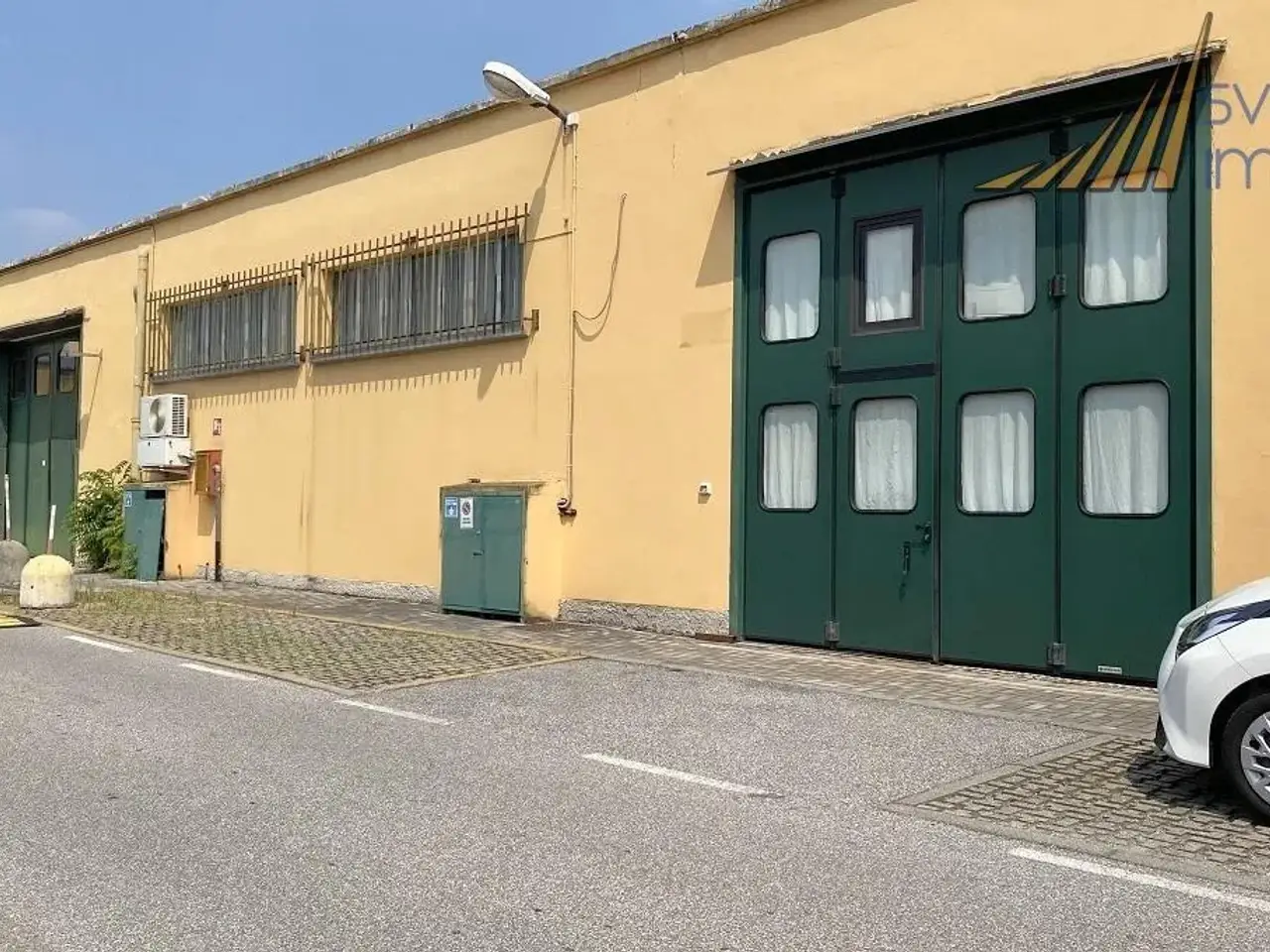 Capannone in Via Monte Pasubio 7, Monza, {3} - Foto 2