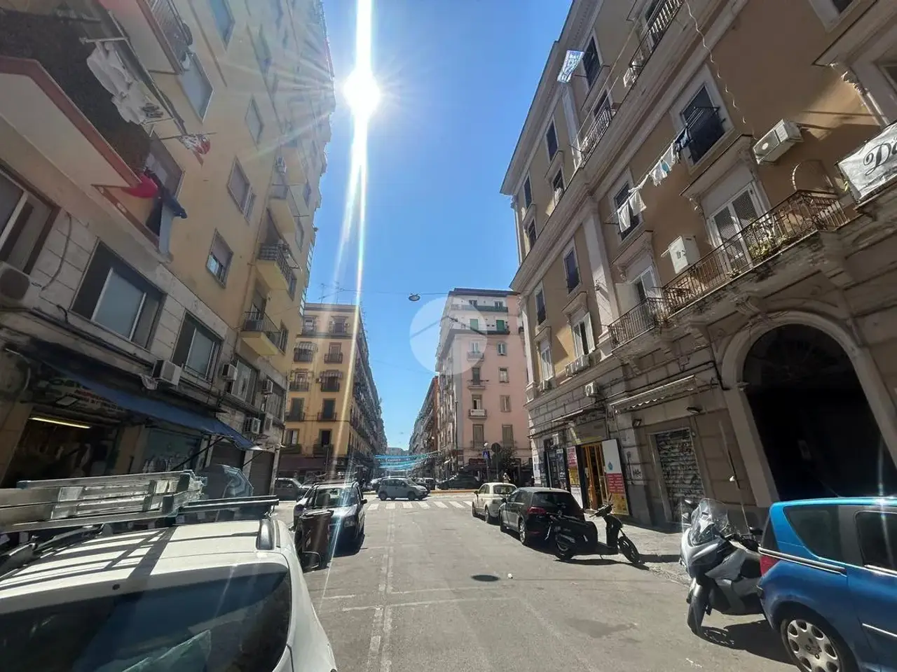 Negozio in Via Ferrara 111, Napoli, {3} - Foto 1