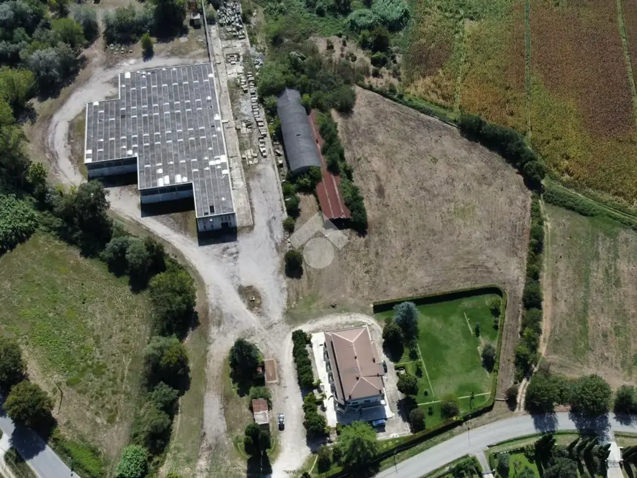 Palazzina commerciale in Via Ravano 7, Pignataro Interamna, {3} - Foto 2