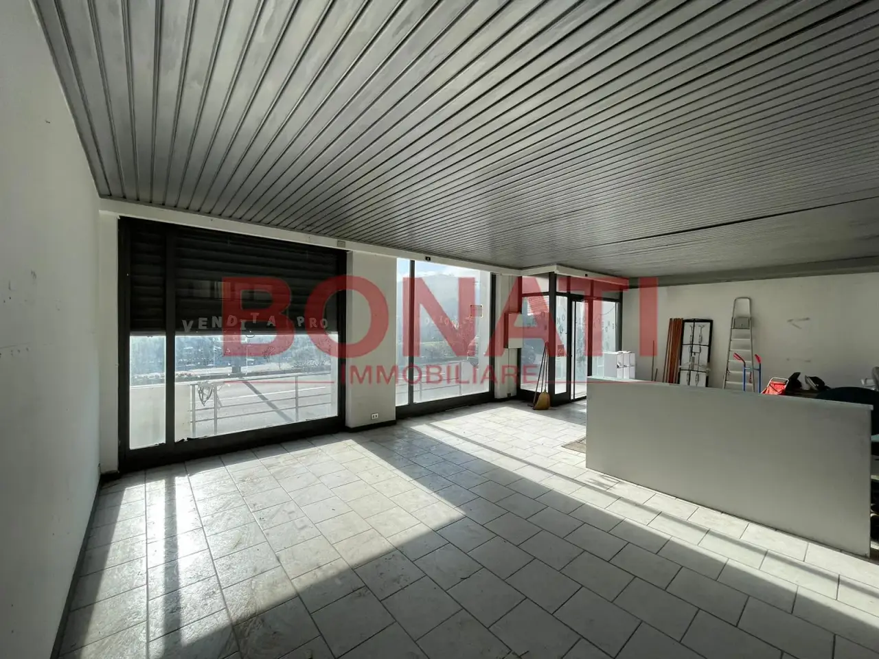 Negozio in Via Giosuè Carducci 45, La Spezia, {3} - Foto 1